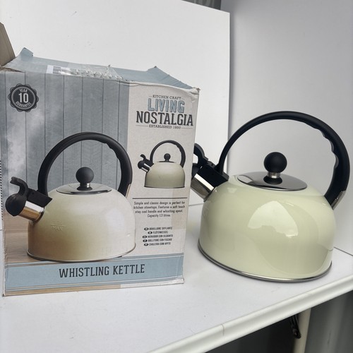 KITCHEN CRAFT - LIVING NOSTALGIA Ivory - WHISTLE KETTLE slight discolouration
