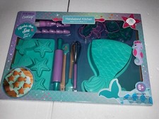 Handstand Kitchen Baking Set - 26 Pieces