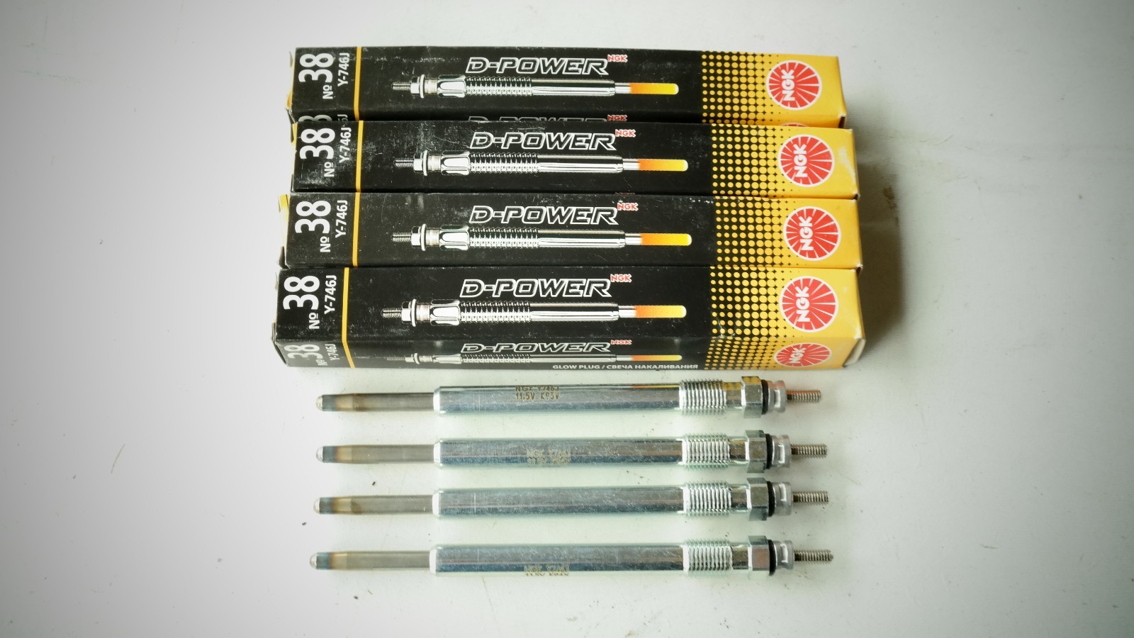 4 Bougies de Préchauffage NGK Y746J pour Mercedes Classe A et Vaneo 1.7 CDI