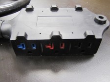 Century 12/5 L21-30 Male to 6 Edison Female Dog House, 3 ft