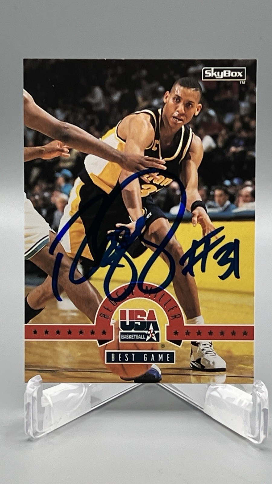 ON CARD AUTO! 1994 SkyBox USA Reggie Miller #75 Pacers HOF!