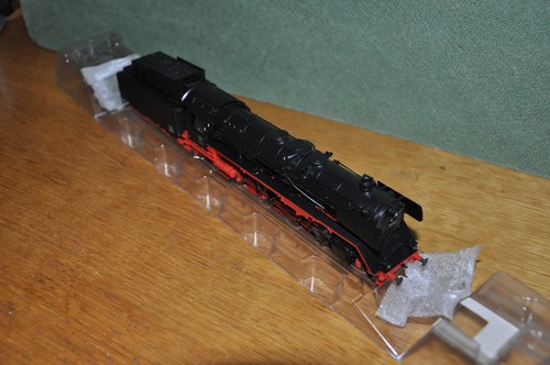 Märklin Dampflok 39015 BR01 DB Epoche III | Zustand: Gebraucht