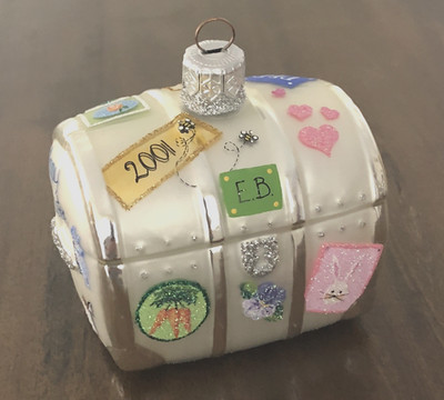 Patricia Breen  2001 Bon Voyage Easter Suitcase Ornament Neiman Marcus Exclusive