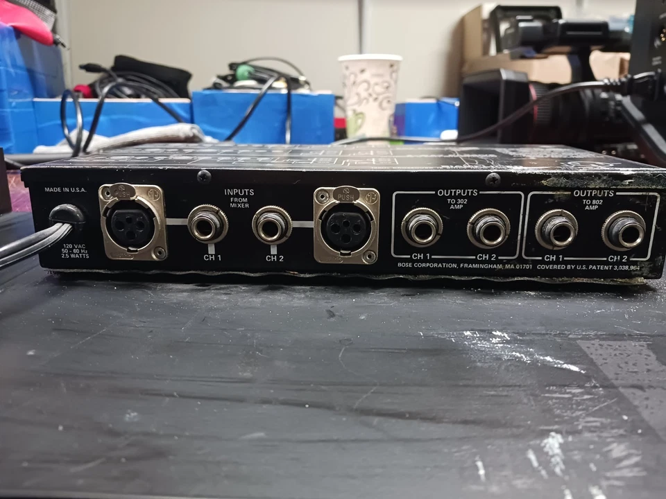 Controlador de sistema Bose 802‐C (para sistemas de altavoces Bose 802 / 402) Unidad #1 Foto 2 de 3