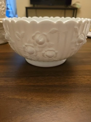 Fenton Milk Glass Bowl with Embossed Roses Excellent Vintage Condition