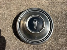 1 1967-1968 Plymouth Barracuda Road Runner Gtx Dog Dish Hubcap Mopar Oem