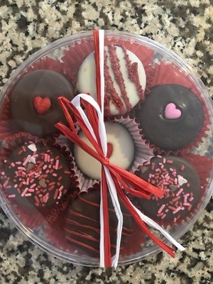 De La Creme Milk Chocolate Covered Oreo s 12pc Valentine s Day Mother s Day