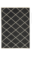 Nowy plastikowy dywan wewnętrzny/zewnętrzny czarno-biały 120x170cm