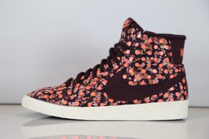 nike liberty blazer