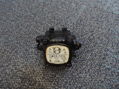 Sundstrand A2VA-7016  Suntec Oil Burner Fuel Pump Single Stage A2VA RARE