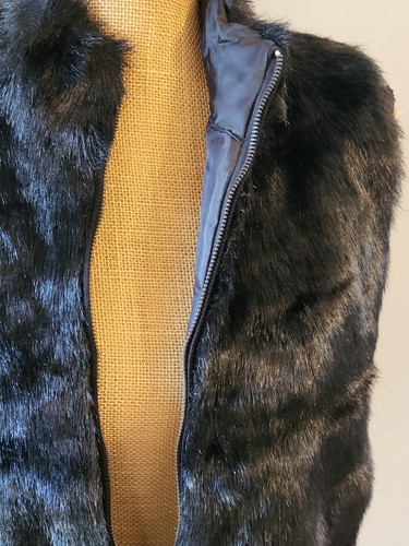 KIKIT For Maurice Sasson Small Acrylic Black Fur Zippered Vest - Picture 5 of 11