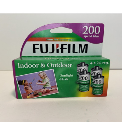 Fujifilm Fujicolor 35mm 200 ISO Color Negative Film, 4-Pack, 24 Exposures