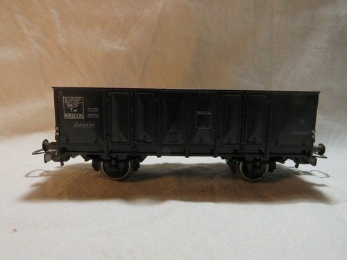 ESG-42835	Piko H0 Güterwagen SNCF 692006, mit leichten Gebrauchsspuren | Condition: Gebraucht