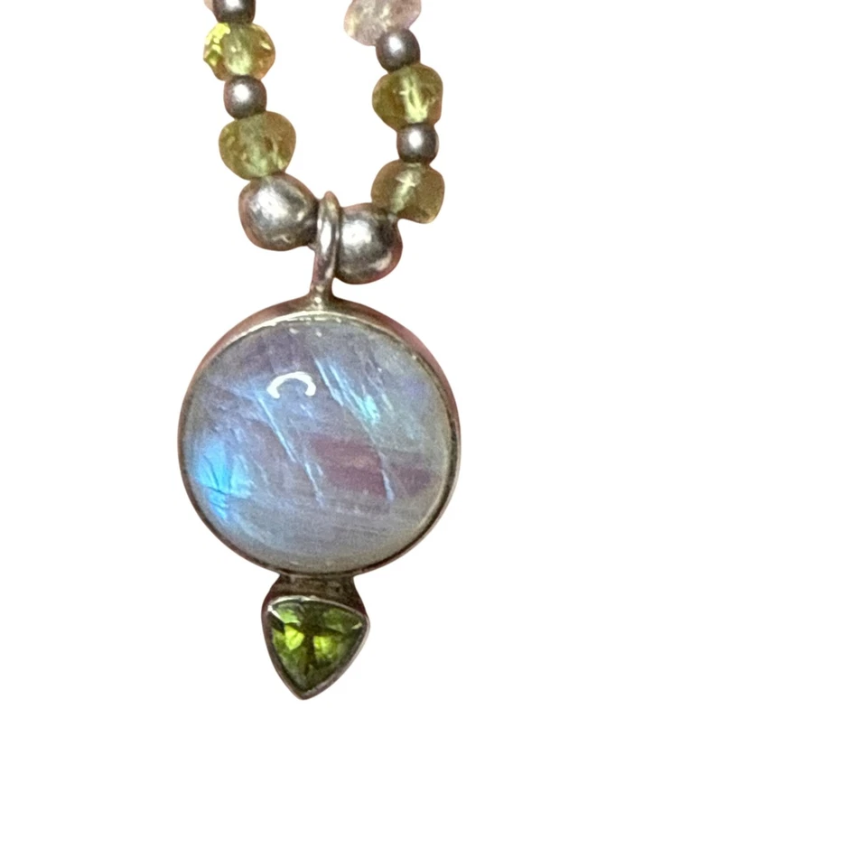 Collar de plata esterlina 925 con cuentas de peridoto de piedra lunar hecho a mano joyas de piedras preciosas Foto 3 de 4
