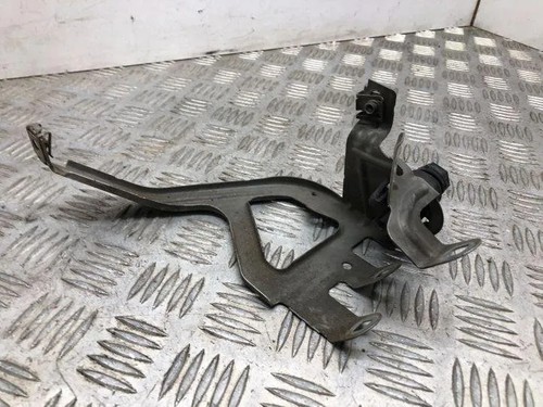 BMW 5 F10 Kotflügelhalter vorne links 2.00 Diesel 135kw 2011 22991754