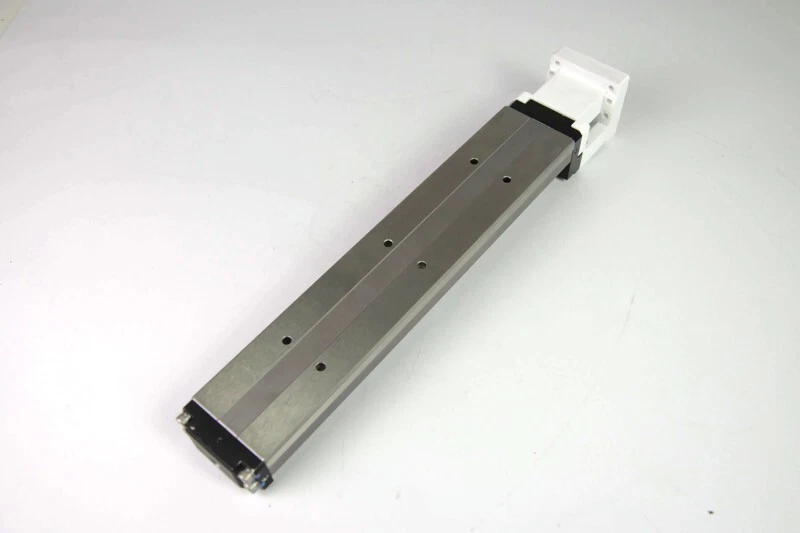 THK KR20A 200mm Lineare Attuatore Con Motore Gabbia Nema 17 - Immagine 2 di 4