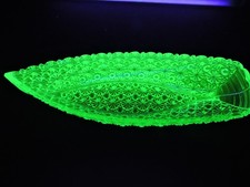 Hobbs Brockunier Uranium Glass 13.75  Celery Boat Daisy Button