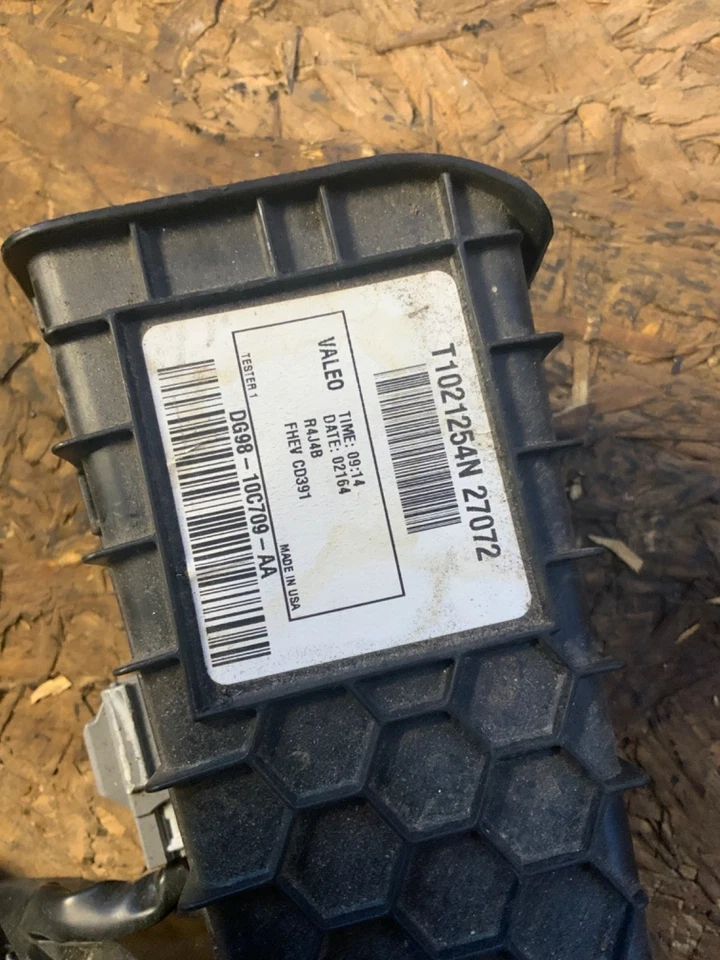 Conjunto de motor ventilador trasero híbrido Ford Fusion Lincoln MKZ 2013-2020 DG9Z-10C659-A Foto 2 de 4