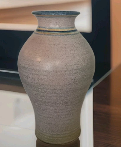 John Preschutti Signed Hand Turned Studio Art Pottery Iridescent Vase 9"  Vtg 
