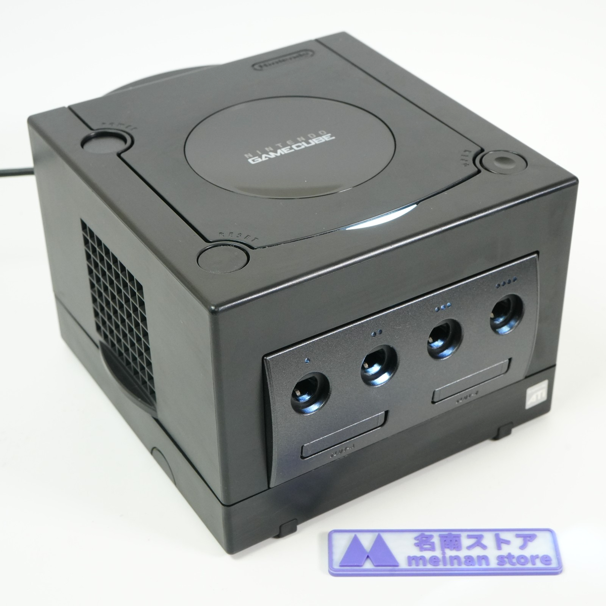 Nintendo GameCube 本体 Amazon.com: Nintendo Gamecube - Black (Japanese Import) : Video Games