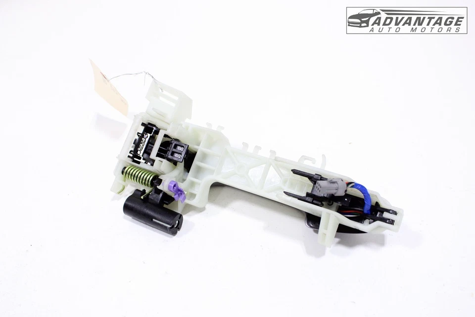 2021-2024 KIA SORENTO FRONT RIGHT EXTERIOR DOOR HANDLE SILVER GREEN METALLIC OEM - Image 4 of 4