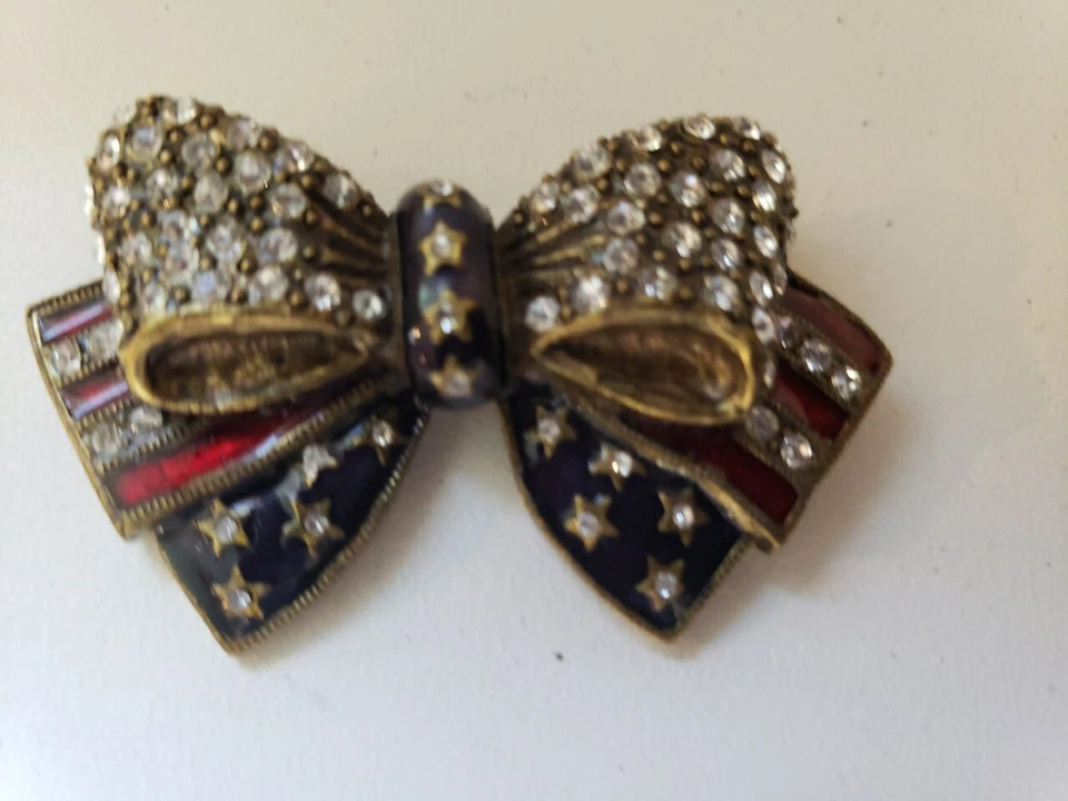 Sweet Romance USA American Flag Bow Pin, Flag Brooch Enamel  2" Wide x 1.25 Tall - Image 2 of 4