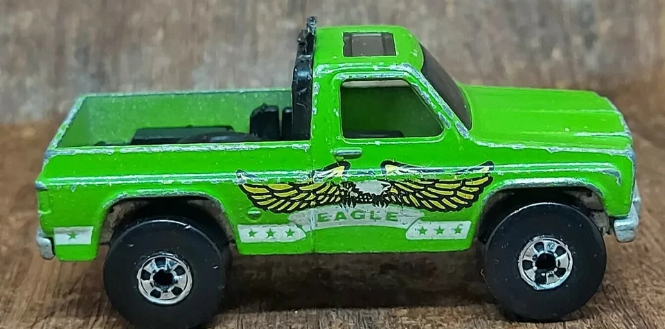 Vintage 1977 Hot Wheels BLACKWALL CHEVY EAGLE PICK UP TRUCK lot of 2 ~ Green  - Image 3 of 4