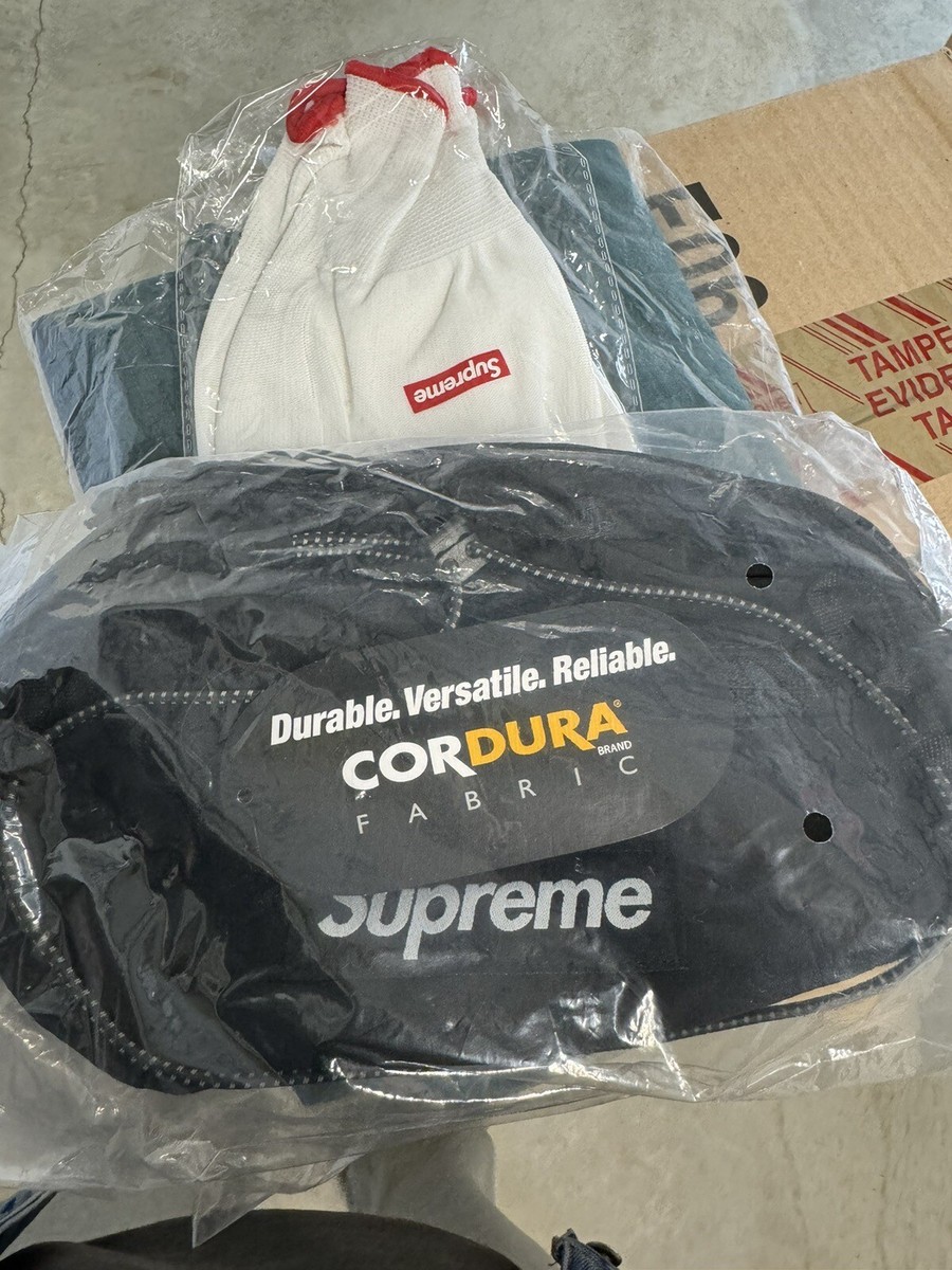 SUPREME WAIST BAG BLACK FW20 B10 OS BRAND NEW Sealed Cordura