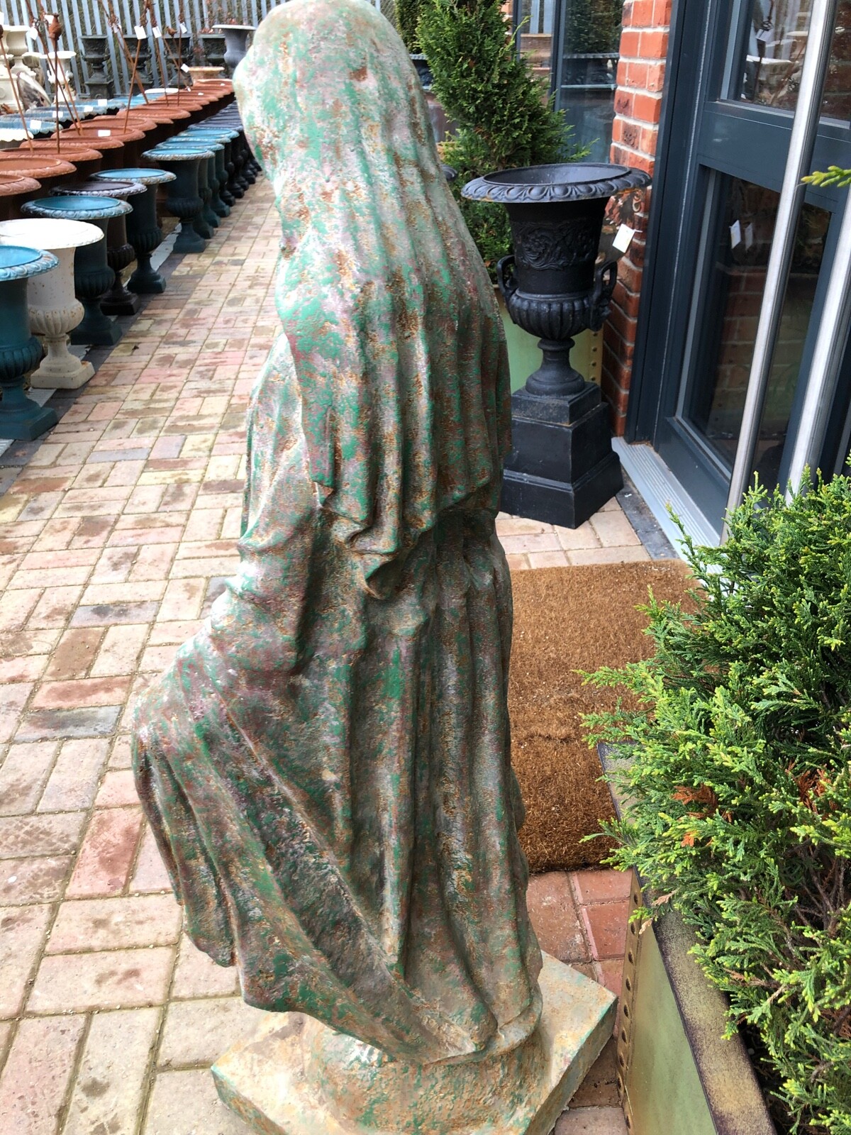 Picture 8 of 10