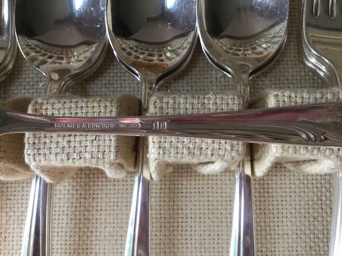 Holmes & Edwards Inlaid Silver Plate ROMANCE IS 39 Pieces, Post