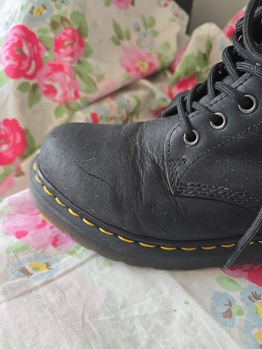 Dr. Martens 1460 W WP Waterproof Drywair Black Lace Up Doc Boots Women’s Size 6 - Picture 7 of 11