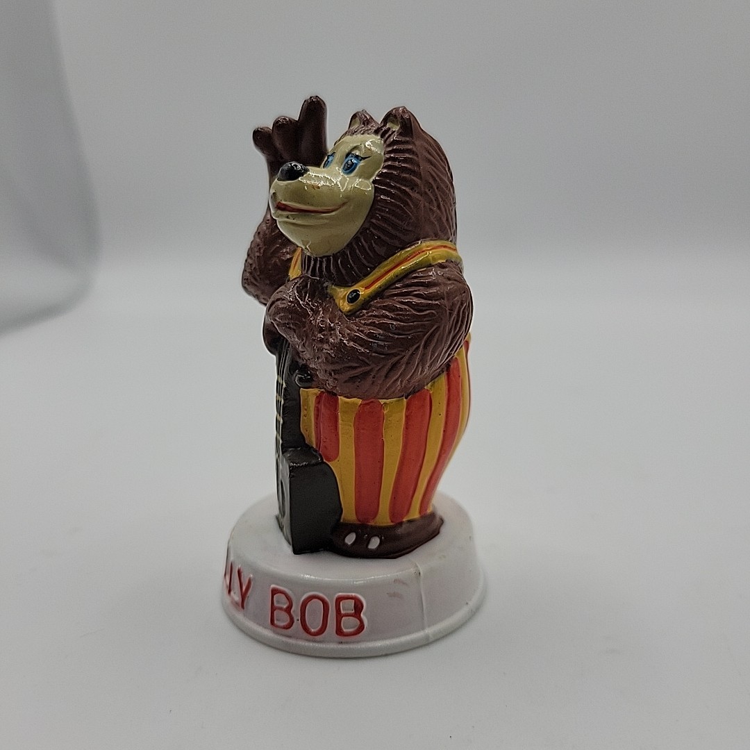 VTG Showbiz Pizza Rare Billy Bob PVC Figure Chuck E Cheese Approx. 3” Tall 80’s
