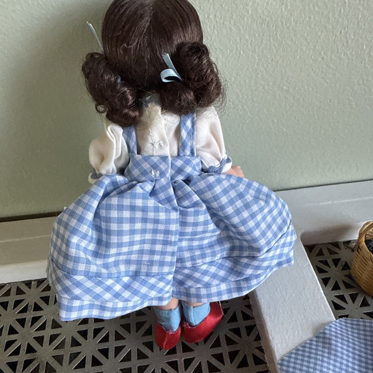 Marvelous 1991 Vintage Madame Alexander 8