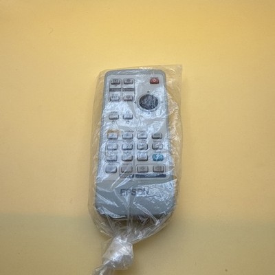 NEW EPSON PROJECTOR REMOTE CONTROLLER 129175400 POWERLITE 