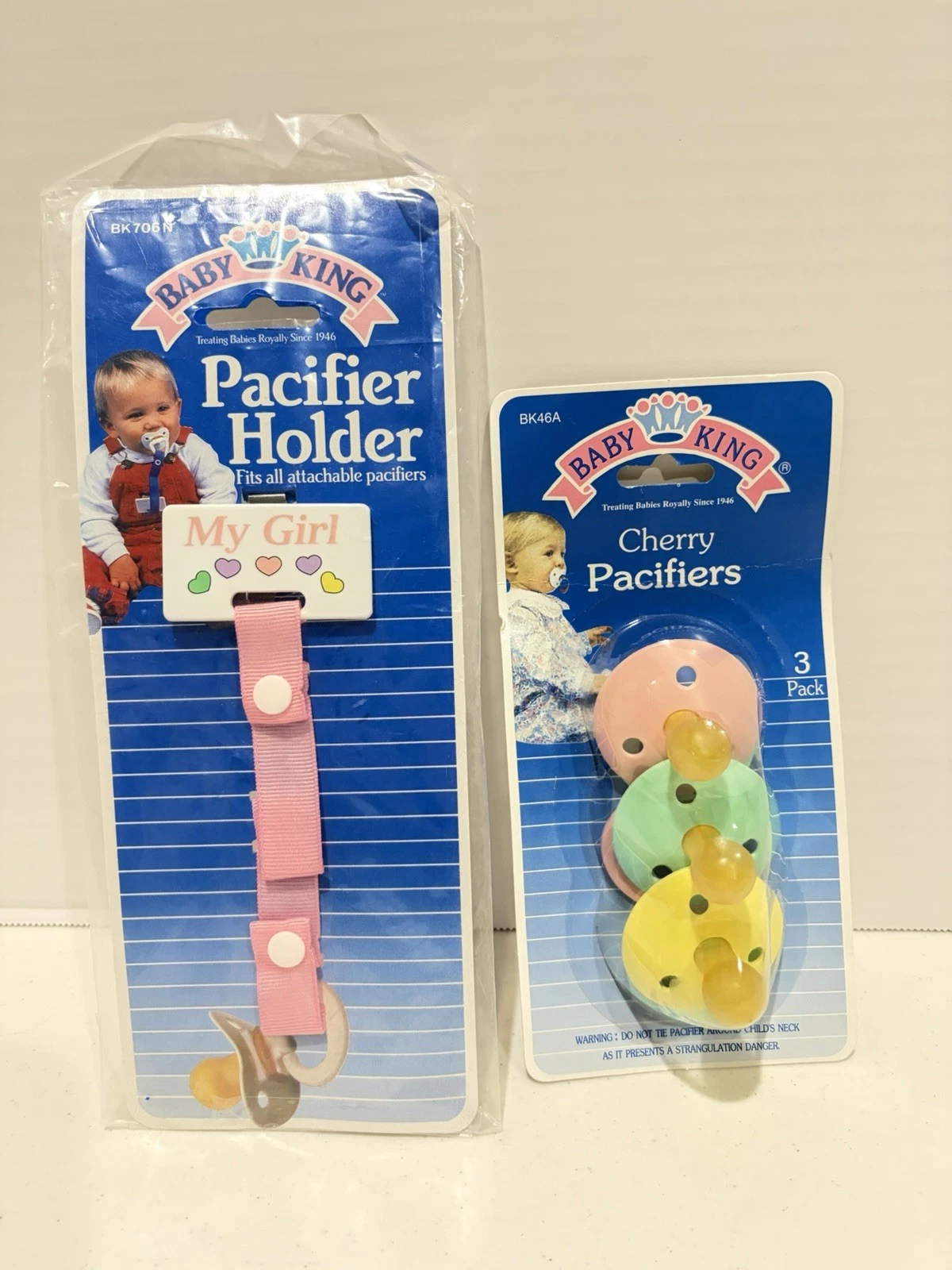 Vintage Baby King Cherry Pacifiers + Pacifier Holder Lot NEW Sealed 90’s Reborn
Opens in a new windo