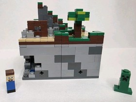 LEGO Minecraft 21002 Micro World-The Forest -100% Complete (No Instructions/Box)