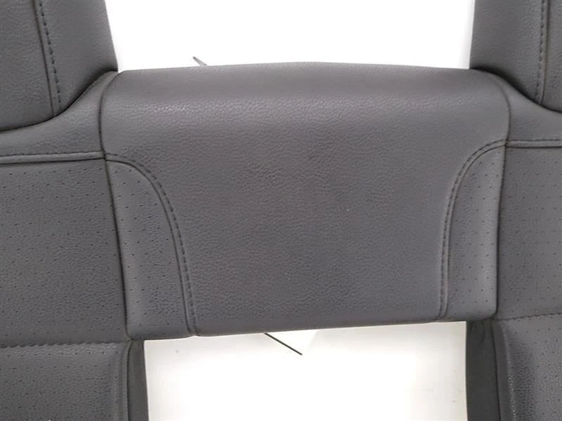 Volkswagen VW EOS Rear Leathe Seat Back Upper Portion Fits 2007-2011 07 08 09 10 Foto 4 de 4