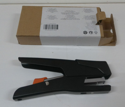 Amazon Basics Effortless Hand Held Plier Stapler, 25 Sheet Capacity, Black