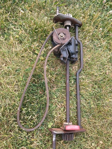 Troy-Bilt 12AVB29Q71 Getriebe mit Ritzel & Schlüssel. Armversteller, Gürtel - Bild 5 von 12