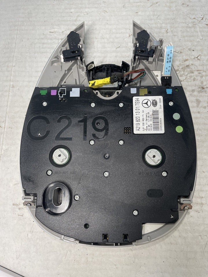 06-11 Mercedes W219 CLS550 Front Interior Dome Map Light Lamp Switch ...
