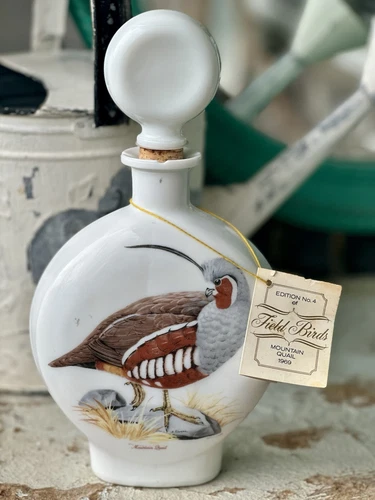 VTG 1969 Edition No. 4 Mountain Quail Dant Whisky Milk Glass Lidded Decanter