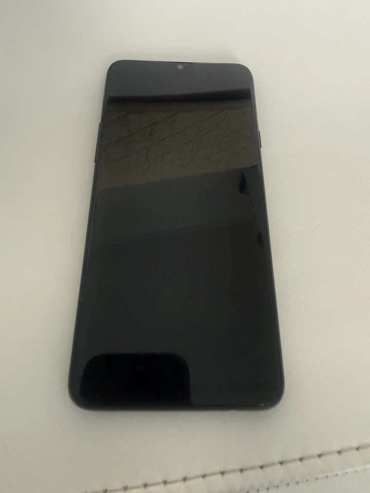 Samsung Galaxy A20s · 32GB, photo 2 of 5