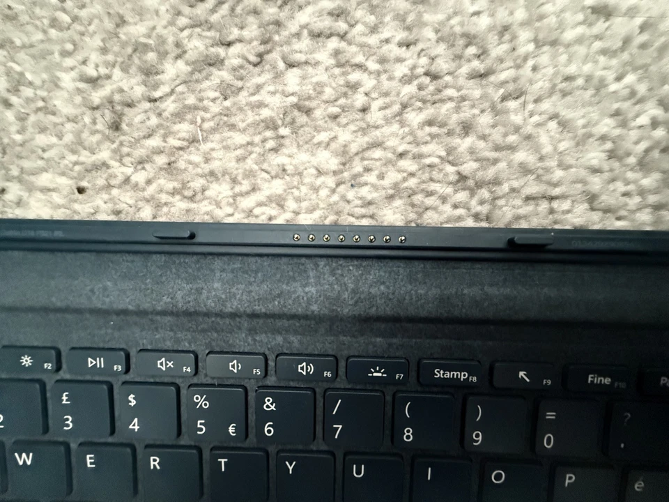 Genuine Microsoft Surface Go  1 2 3 4 Cover Keyboard Blue/Grey UK QWERTY - Image 2 of 4