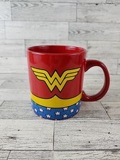 DC Comics Wonder Woman 20 Oz Ceramic Mug Coffee Tea Soup Red Yellow Blue Stars