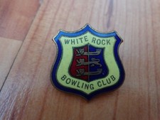 CLASSIC VINTAGE WHITE ROCK BOWLING CLUB BOWLS ENAMEL PIN BADGE