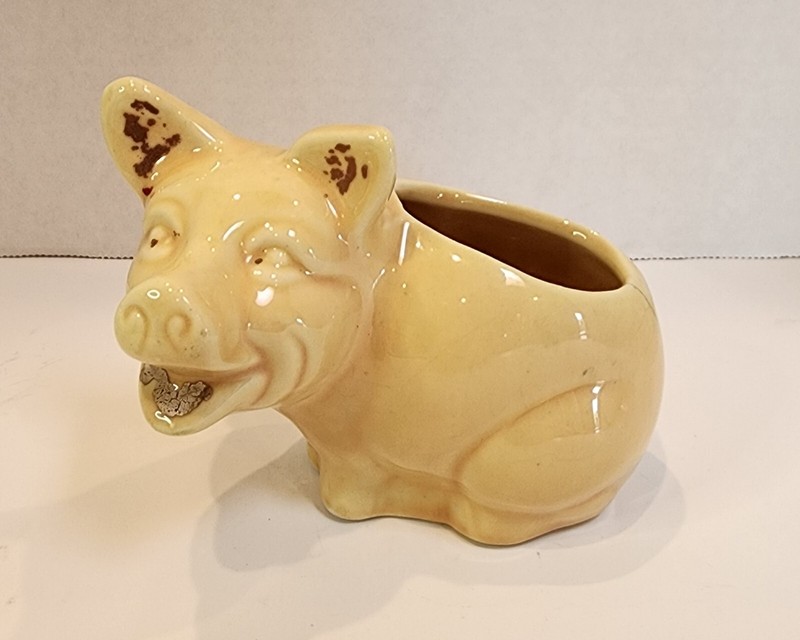 Vintage Pig Planter Ceramic Cream Color 1940’s-1950’s 3.75" H 4.5" L