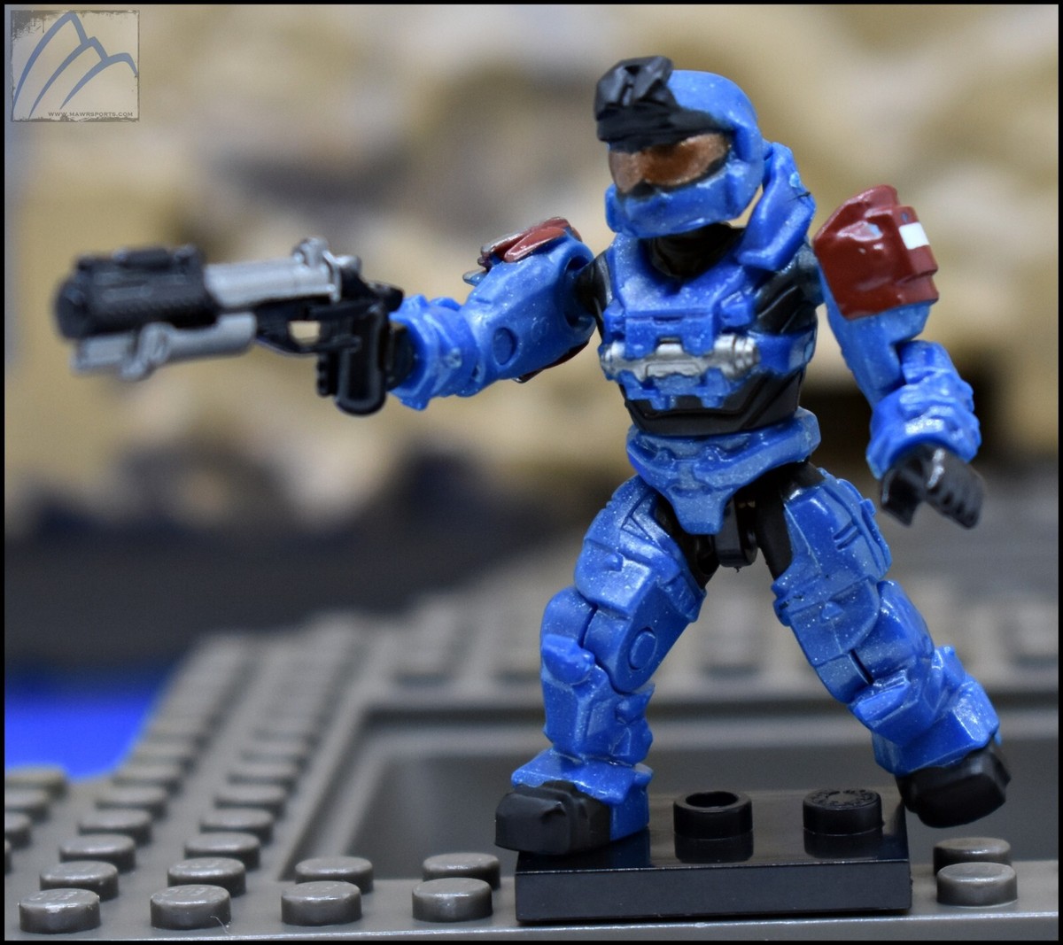 HALO MEGA BLOKS UNSC COBALT BLUE SPARTAN GRENADIER MINI FIGURE
