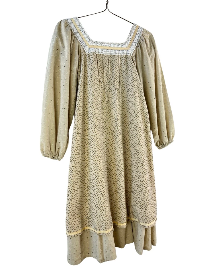 Maxi Vestido Floral Pradera Victoriano Estilo Gunne Sax Años 70 De Colección Foto 2 de 4