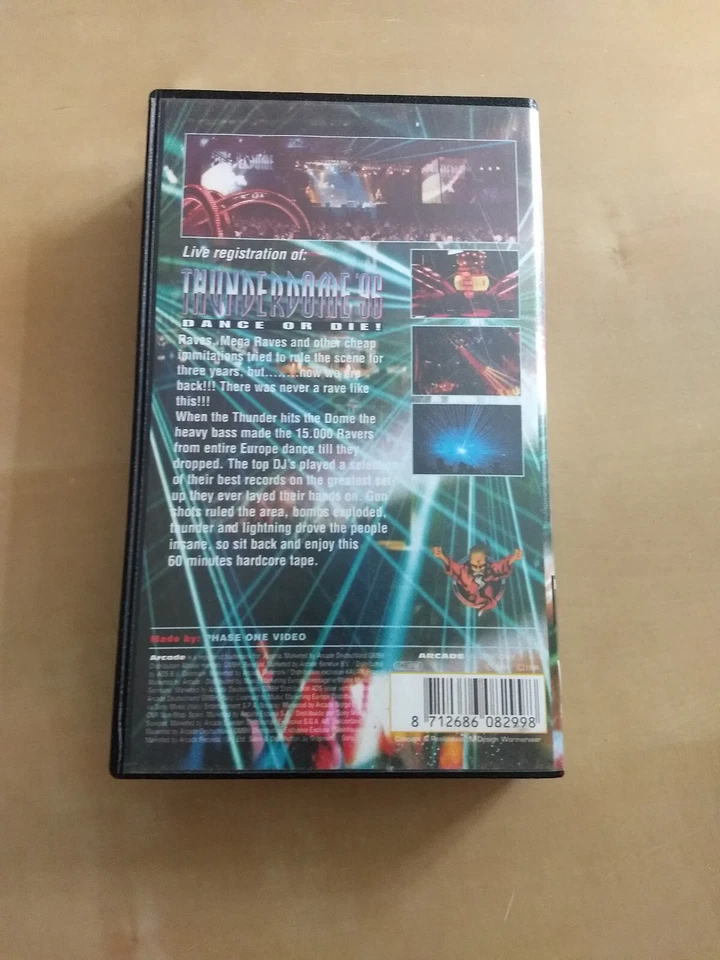 Thunderdome '96 - Dance Or Die!  VHS 1996 ID&T Hardcore Techno Gabber Rave - Bild 3 von 4