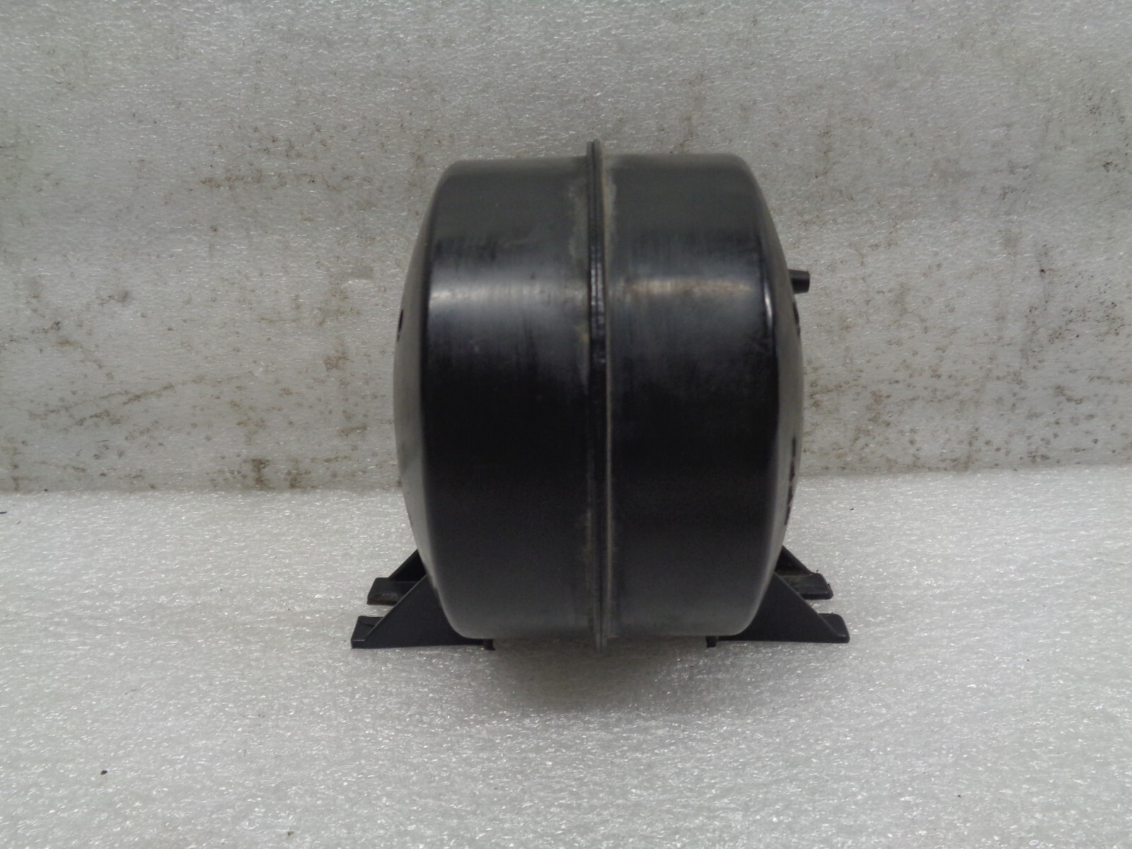 03-12 Maserati Quattroporte M139 Evap Check Solenoid Canister Valve OEM AK221034